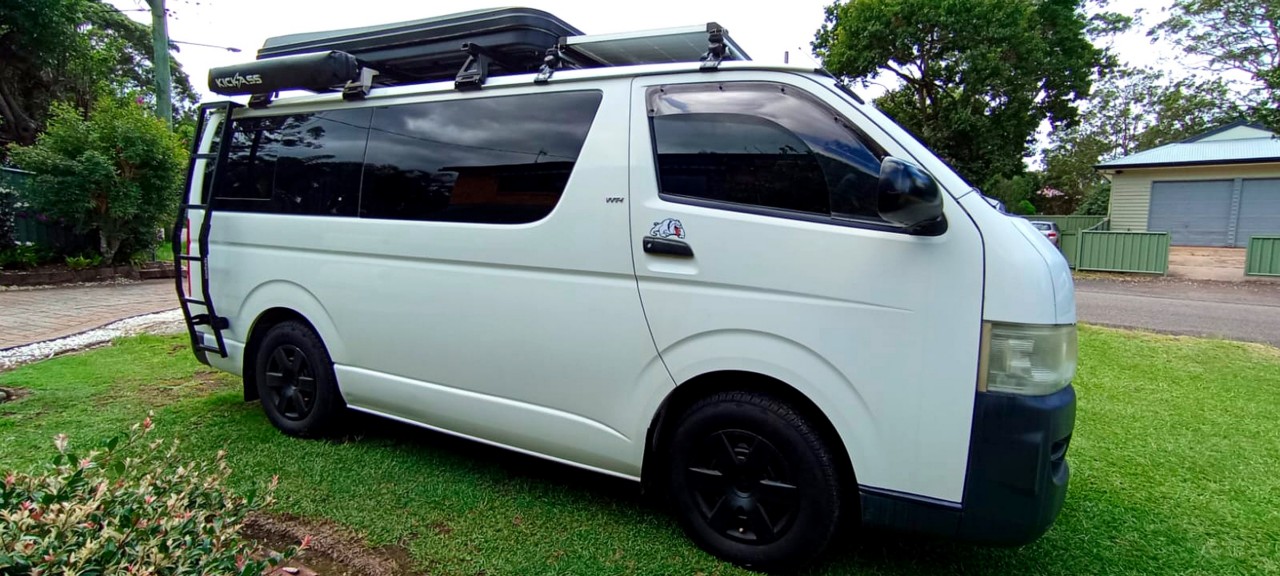 Ozroofracks | Nissan Caravan Roof Racks